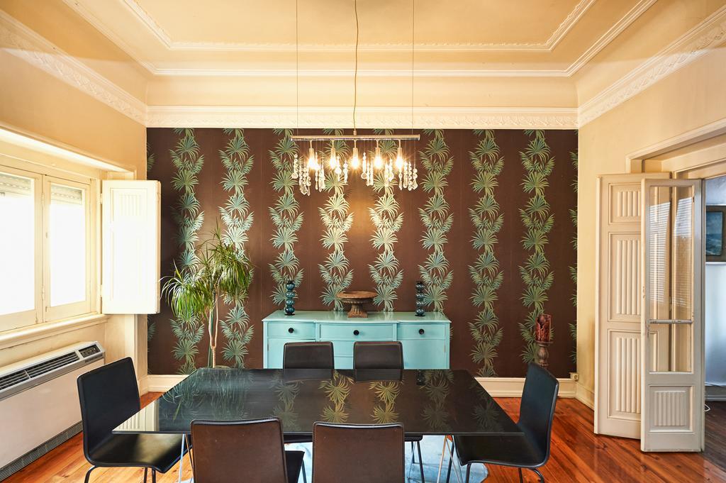 Turquoise House Apartment